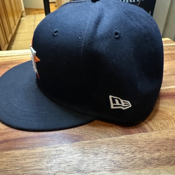 New Era MLB Houston Astros Fitted Hat 7 1/2 - Picture 2 of 4